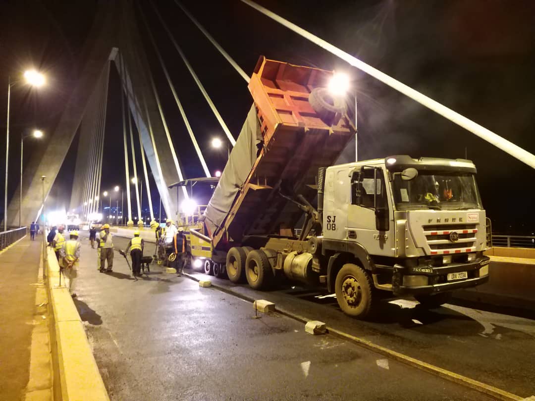 Asphalt works on New Nile Bridge, Jinja
